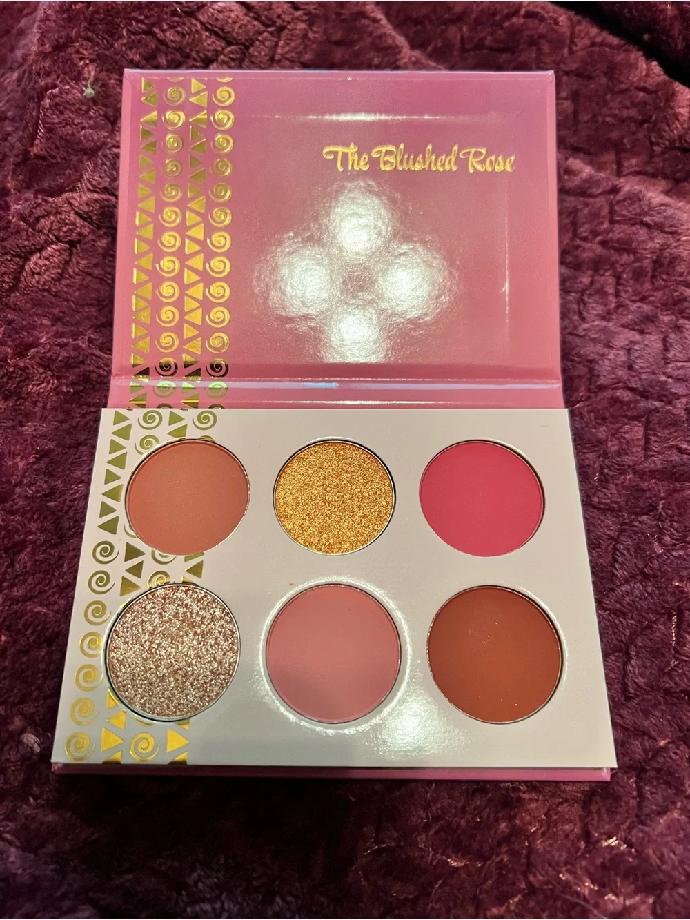 Juvia’s Place The Blushed Rose Palette